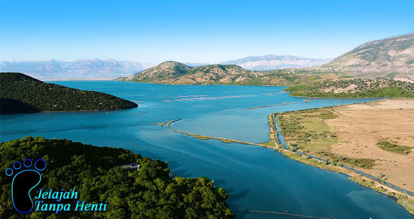 Menyelami Keindahan Bawah Air di Pantai Albania